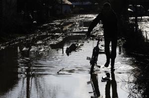 В Ливберзской волости в канаве утонул мужчина