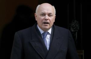 Британский министр будет жить на 7 фунтов