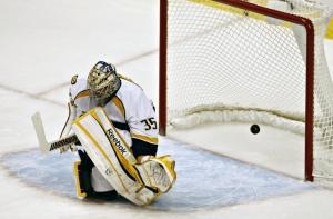 Латвийские хоккеисты взялись за дождевых червей