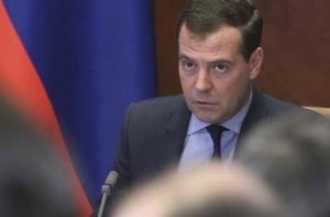 Медведев поздравил россиян с 1-м апреля