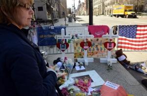 На осколках бостонской бомбы нашли след женской ДНК