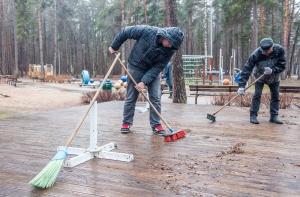 Домбровскис поблагодарил участников Большого субботника (ФОТО, ВИДЕО, дополнено 21:45)