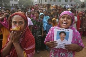 Трагедия в Бангладеш привела к народному восстанию