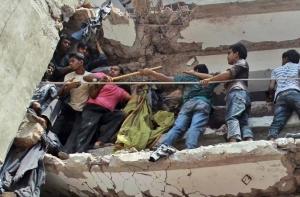 Число жертв обрушения в Бангладеш превысило 150