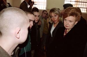 4 апреля в истории Латвии: Вайра в тюрьме
