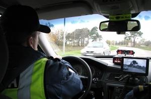 В Латвии хотят восстановить дорожную полицию