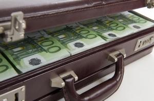 В Эстонии раскрыта крупнейшая афера по отмыванию денег