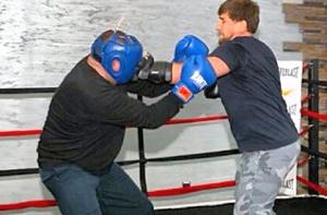 Кадыров на ринге «наказал» министра спорта Чечни