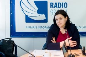 Антане отправила лидера нацблока «погуглить» (АУДИО)