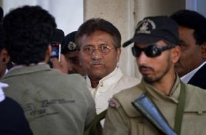 Экс-президент Пакистана Первез Мушарраф сбежал из зала суда