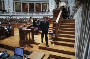 Правительство Португалии экстренно обсудит бюджет