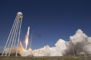 Американская ракета «Антарес» успешно прошла испытания (ФОТО)