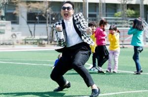 Новый клип PSY бьет рекорды - более 100 млн просмотров за 5 дней (ВИДЕО)