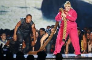 MTV MOVIE AWARDS: парад модных провалов (ФОТО)