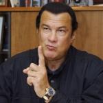 Американский актер Стивен Сигал крутил роман с латышкой