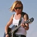 Певицу Елену Перову лишили прав на 1,5 года