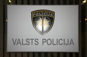 Латвийцы стараются избегать обращения в полицию