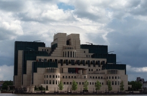 МИ-6 хотела залить СССР кровью