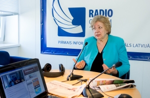 АНОНС: на радио Baltkom - политолог Илзе Островска