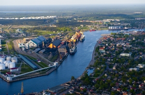 В Вентспилсском порту нашли 500-килограммовую авиабомбу