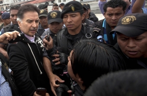 Гватемала экстрадировала бывшего президента в США