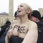 В Тунисе судят местную активистку Femen