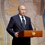 Путин запретил членам правительства иметь счета за рубежом