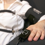 Российских чиновников проверят на полиграфе