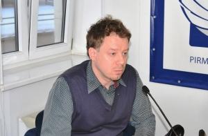 Депутат: молодежь поддалась кремлевской пропаганде (АУДИО)