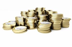 ЕК: Латвии следует лучше следить за деньгами стран СНГ