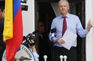 Эквадор предложил Британии обсудить судьбу Ассанжа