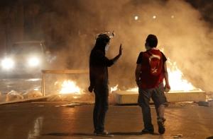 Мечети и лавки Турции превращают в пункты для раненых