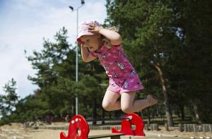 Ураган в Татарстане перевернул аттракцион с детьми