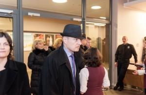 Парадниекс передумал запрещать спиртное на заправках