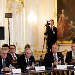 Берзиньш: для Латвии крупнейшая угроза - эмиграция людей