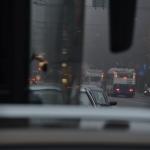 Рижане выезжают из города, в столице образовались пробки