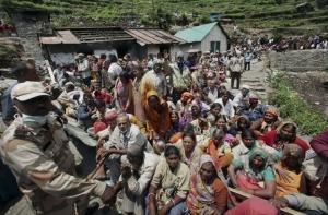 Число жертв наводнения в Индии приближается к 600