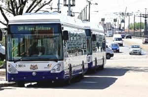 В Rīgas satiksme объяснили завышенную цену новых троллейбусов