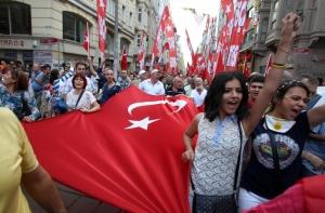 Демонстранты вернулись на улицы Стамбула и Анкары