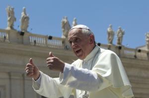Папа Римский призвал отменить закон о легализации однополых браков