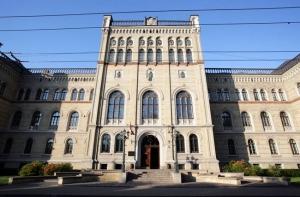 В главном здании ЛУ искали бомбу (АУДИО)