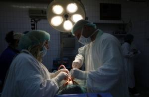 В региональных больницах наблюдается острый дефицит специалистов