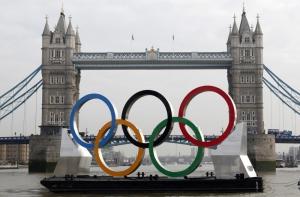 70 попросивщих убежища олимпийцев по-прежнему остаются в Британии