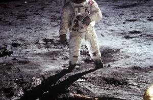 США хотят открыть в космосе «Луна-парк»