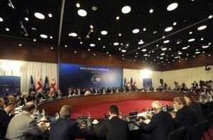 НАТО: Латвия не вкладывает деньги в оборону