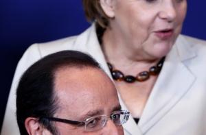 Олланд и Меркель выразили протест США по поводу шпионажа