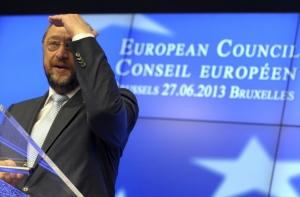 Глава Европарламента назвал историческим присоединение Латвии к еврозоне