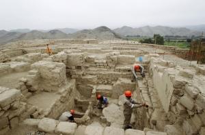 Строители разрушили пирамиду в Перу