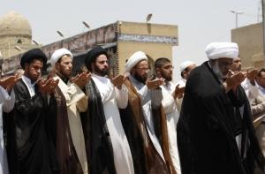 Жертвами взрыва на похоронах в Ираке стали десятки человек