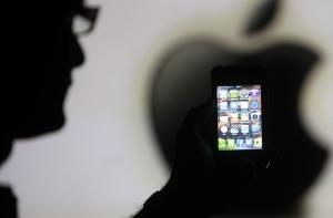 Прибыль Apple упала на $1,9 миллиарда